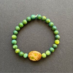 Green Moonstone Tan Center Stone Stretch Bracelet